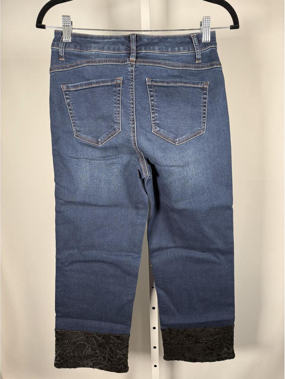 NWT G by Giuliana Black Label Straight Lace Hem Jeans Size 10 - Picture 3 of 6